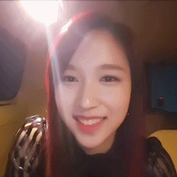 트와이스 움짤 연예인 아이돌 걸그룹 가수 일본 예쁜 미나 브이 손가락 귀여운 토끼
