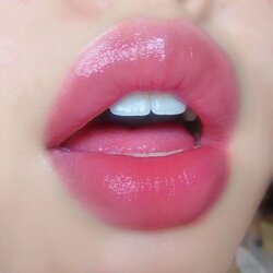 입술 여자 예쁜 립스틱 크로즈업